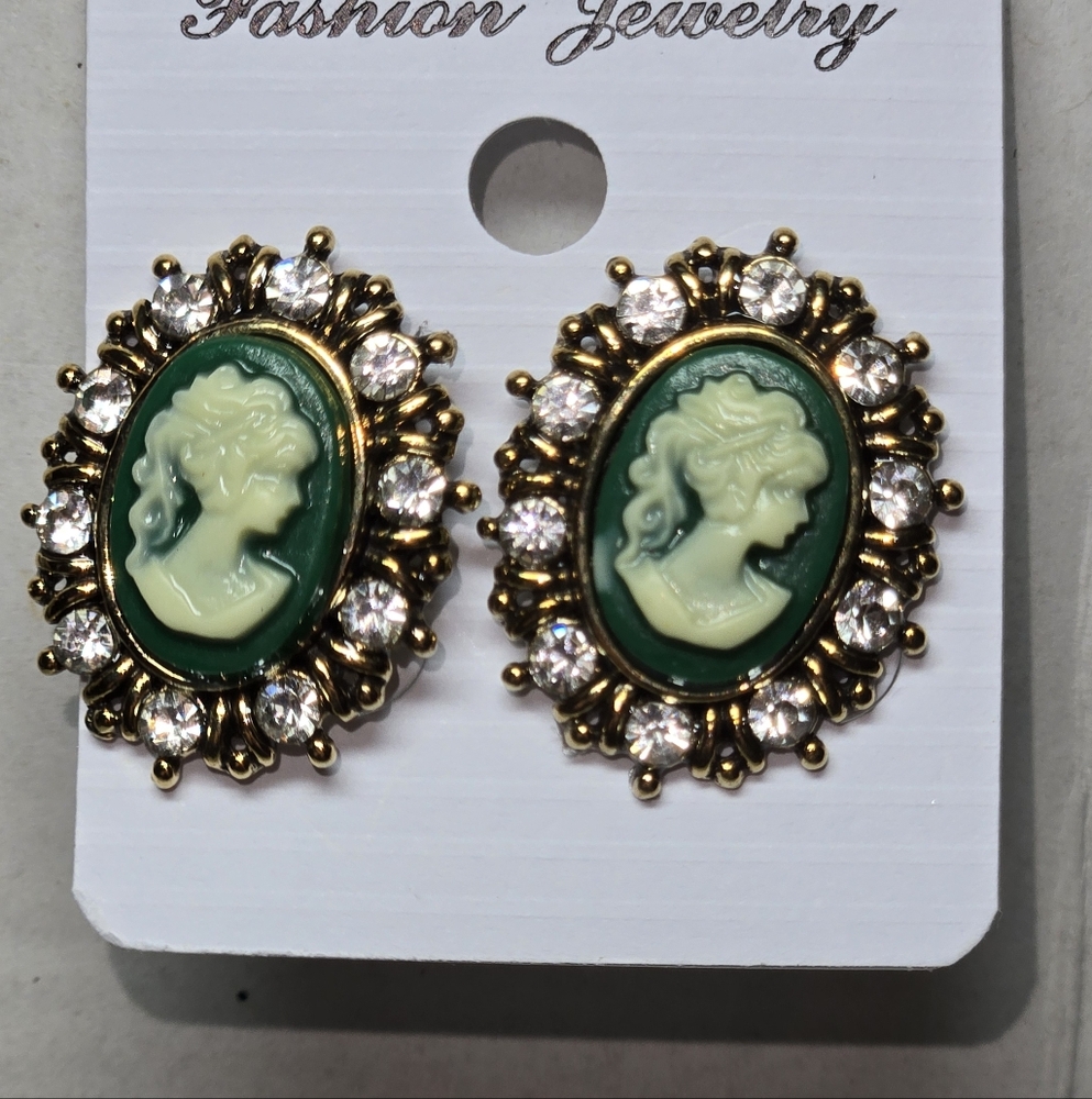 Vintage Style Green and Gold Cameo Pierced Earrings
